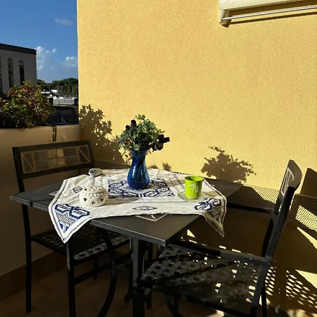 Grelly's House - In - 50 Meters From The Metro * Roma