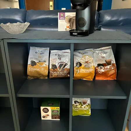 Grelly's House - In - 50 Meters From The Metro