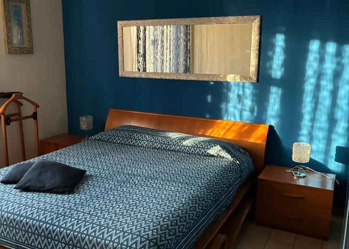 דירה Grelly's House - In - 50 Meters From The Metro *