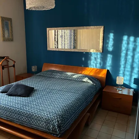 Apartment Grelly's House - In - 50 Meters From The Metro *