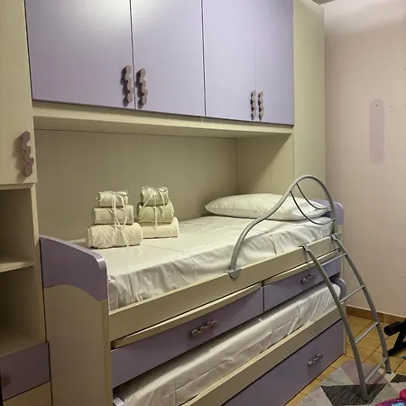 Grelly's House - In - 50 Meters From The Metro Apartment Rome