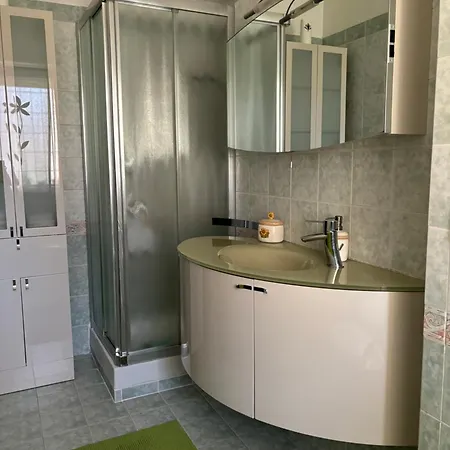 Grelly's House - In - 50 Meters From The Metro * Rome